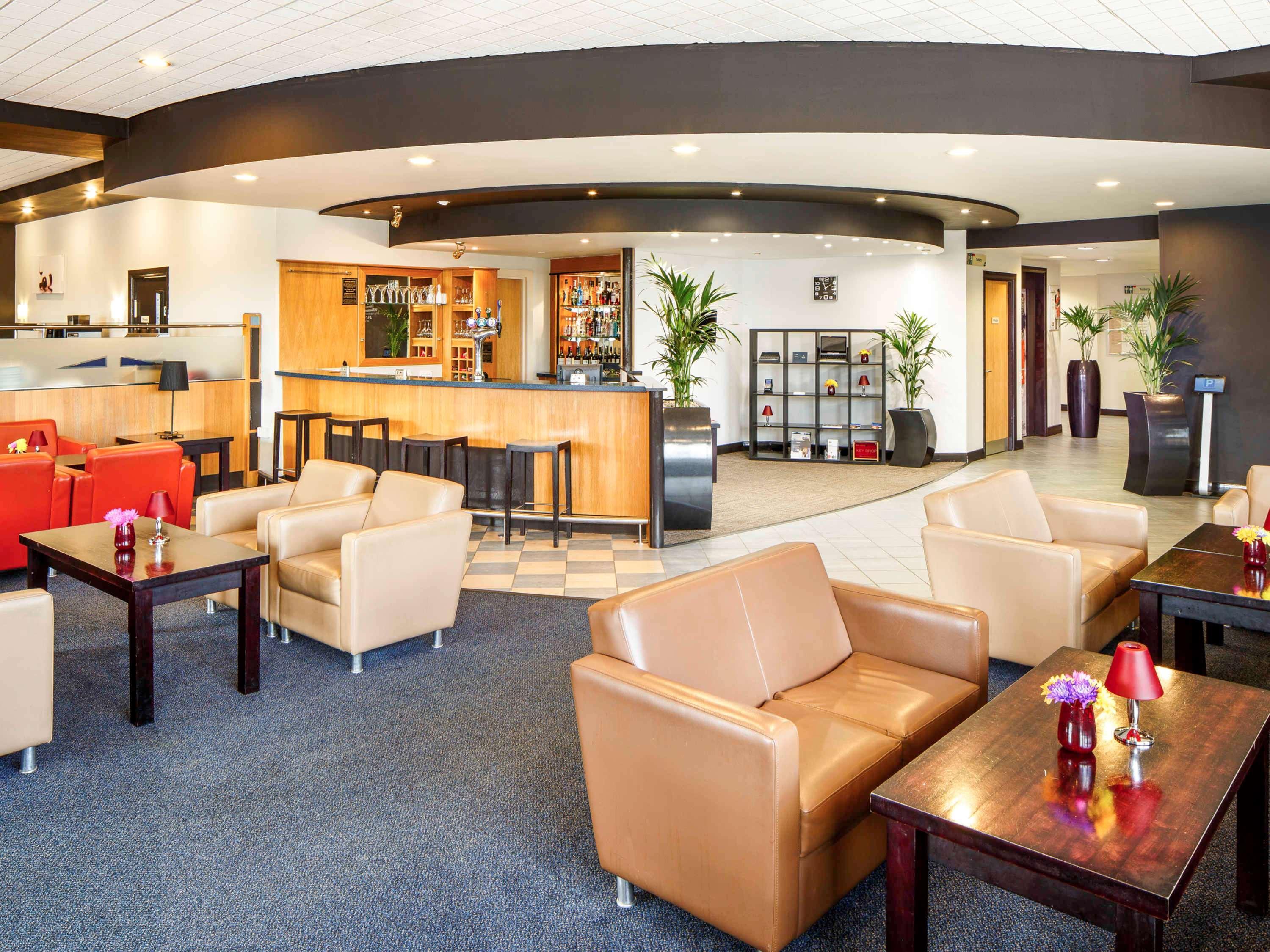 Ibis Wellingborough Hotel Екстериор снимка
