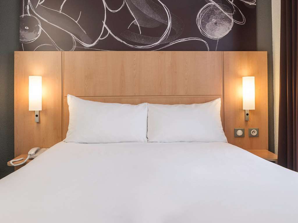 Ibis Wellingborough Hotel Стая снимка